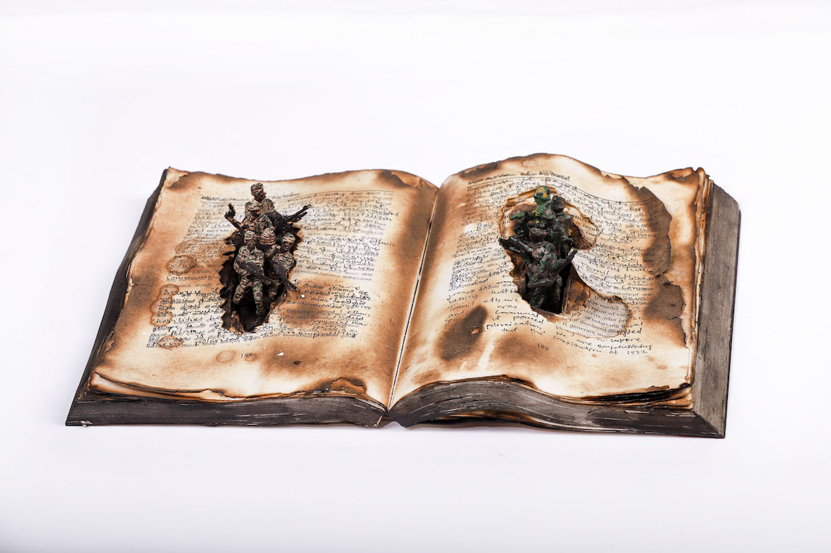 Kingsley Gunatillake, book art, Used books and toy soldiers