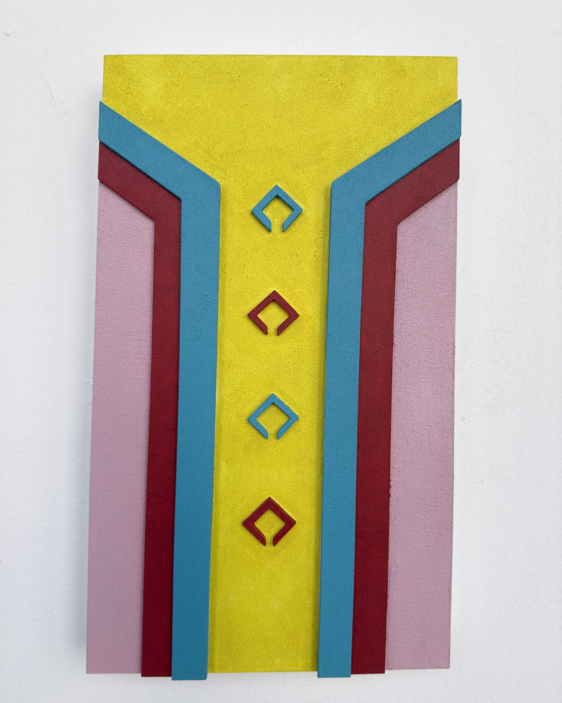 Vasundhara Sellamuthu, Shaped panels, Marginalized narrative