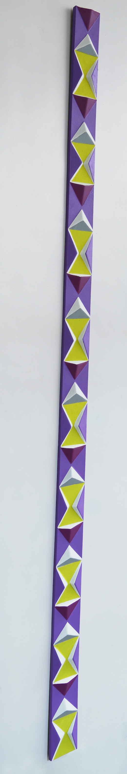 Vasundhara Sellamuthu, Shaped panels, Marginalized narrative